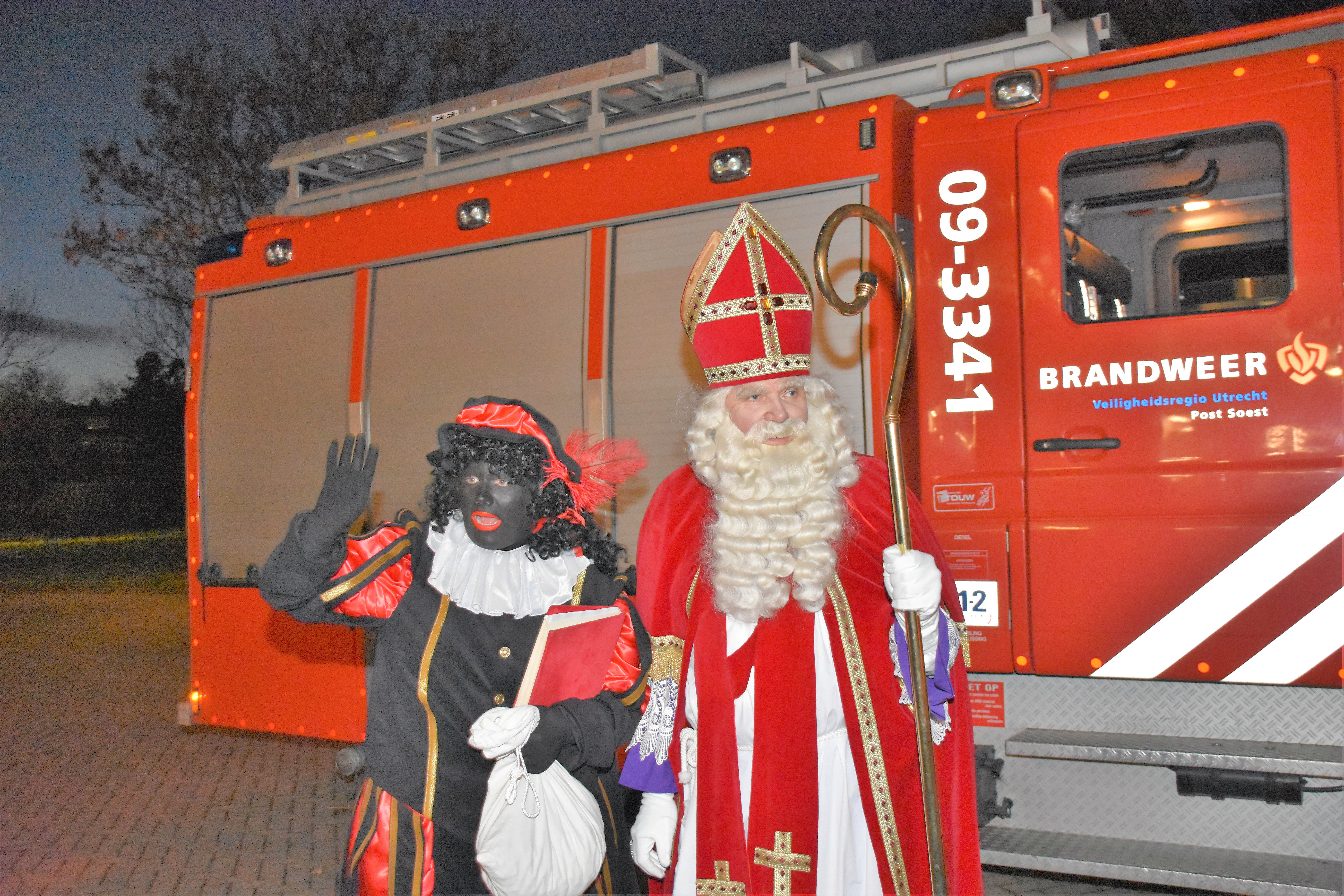 Ook in jubileumjaar brandweer bezoek van Sinterklaas