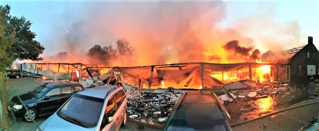 Miljoenenschade bij brand Wooncentrum Soesterberg